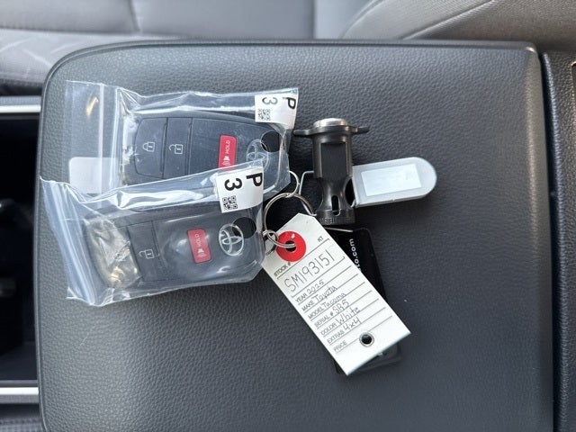 2025 Toyota Tacoma SR5