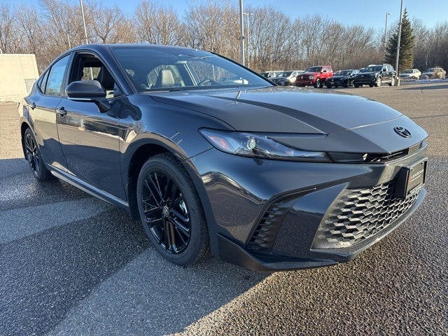 2026 Toyota Camry SE AWD
