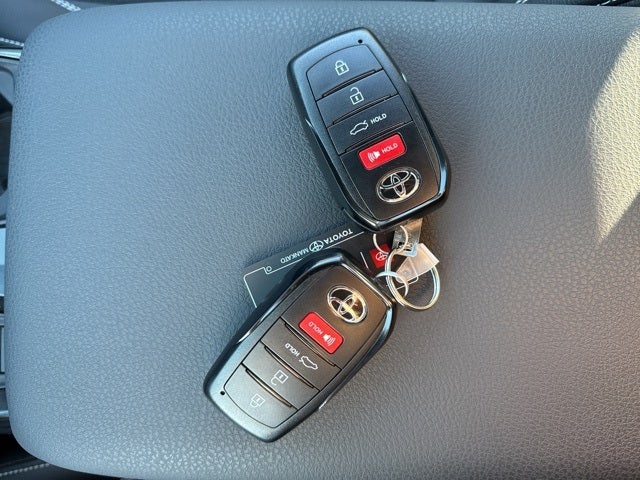 2026 Toyota Camry SE AWD