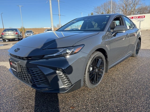 2026 Toyota Camry SE AWD