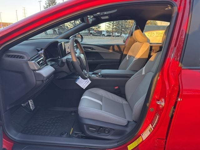 2026 Toyota Camry SE AWD
