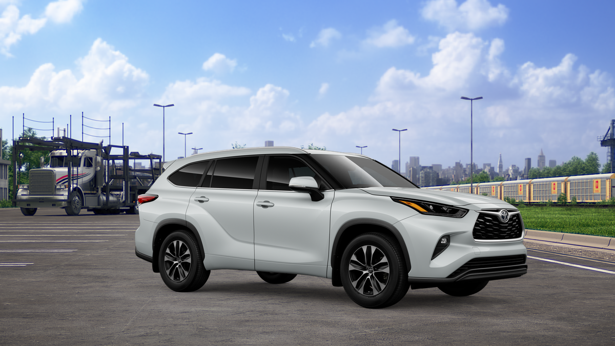 2026 Toyota Highlander XLE