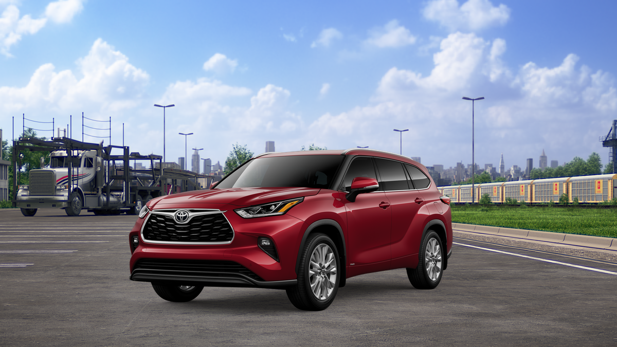 2026 Toyota Highlander Hybrid Limited AWD's photo