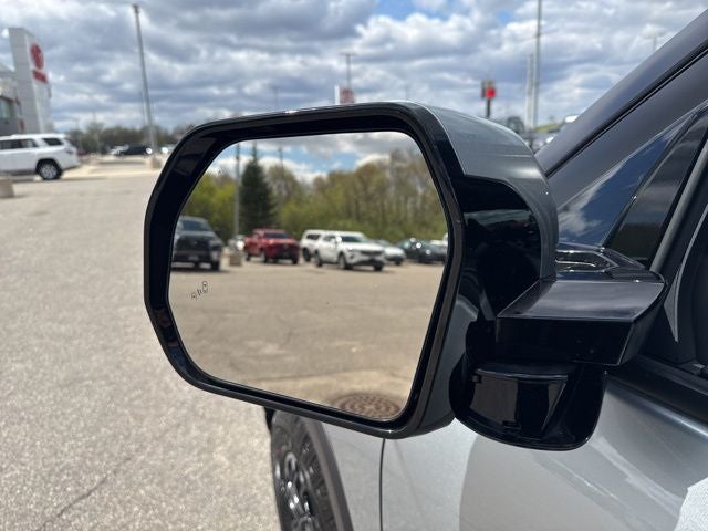 2026 Toyota Tundra SR5 - Photo 6