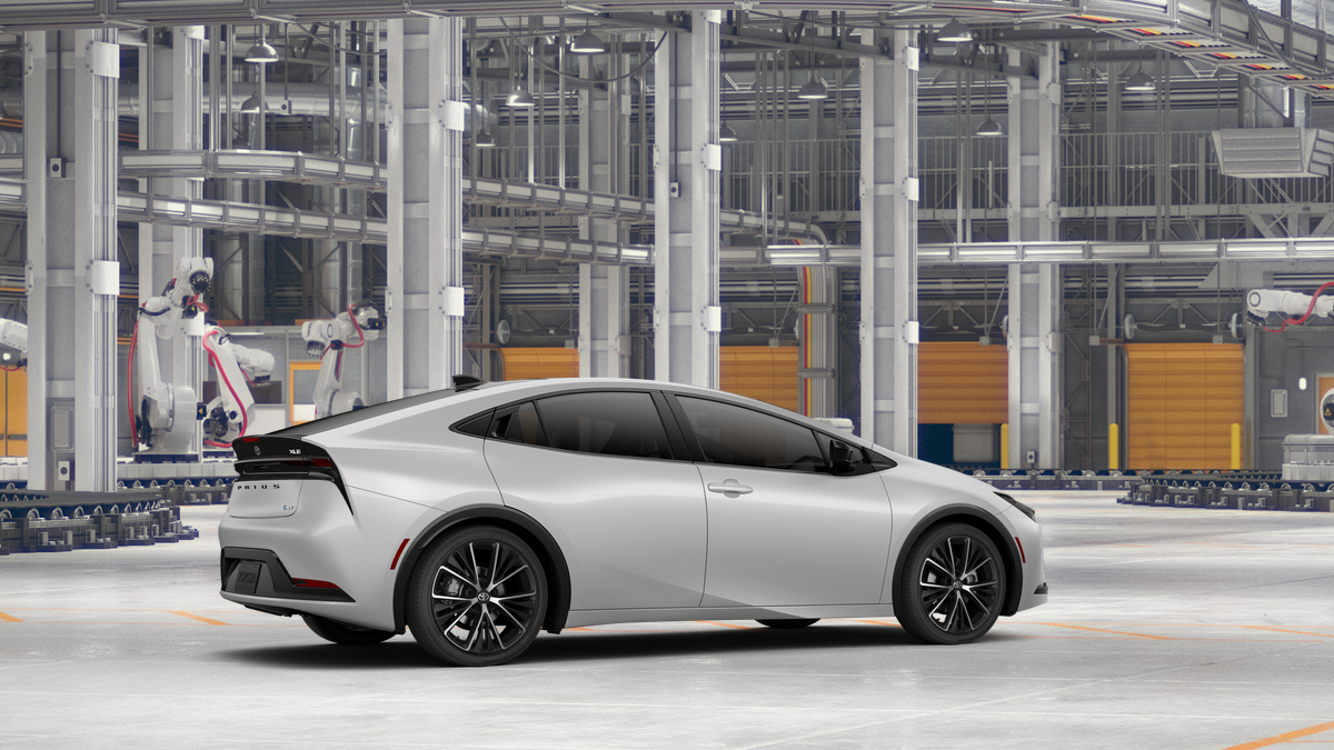 2027 Toyota Prius XLE