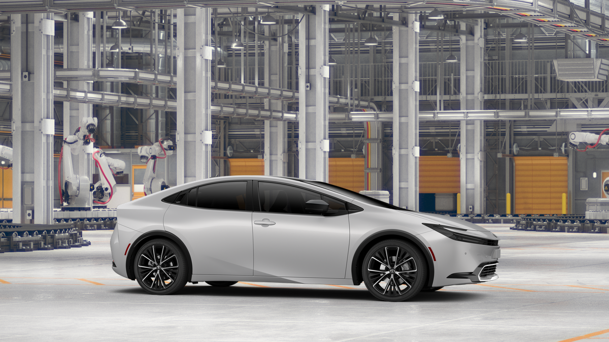 2027 Toyota Prius XLE