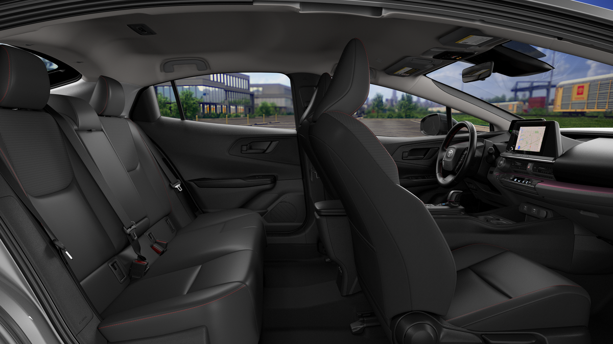 2027 Toyota Prius Plug-in Hybrid SE