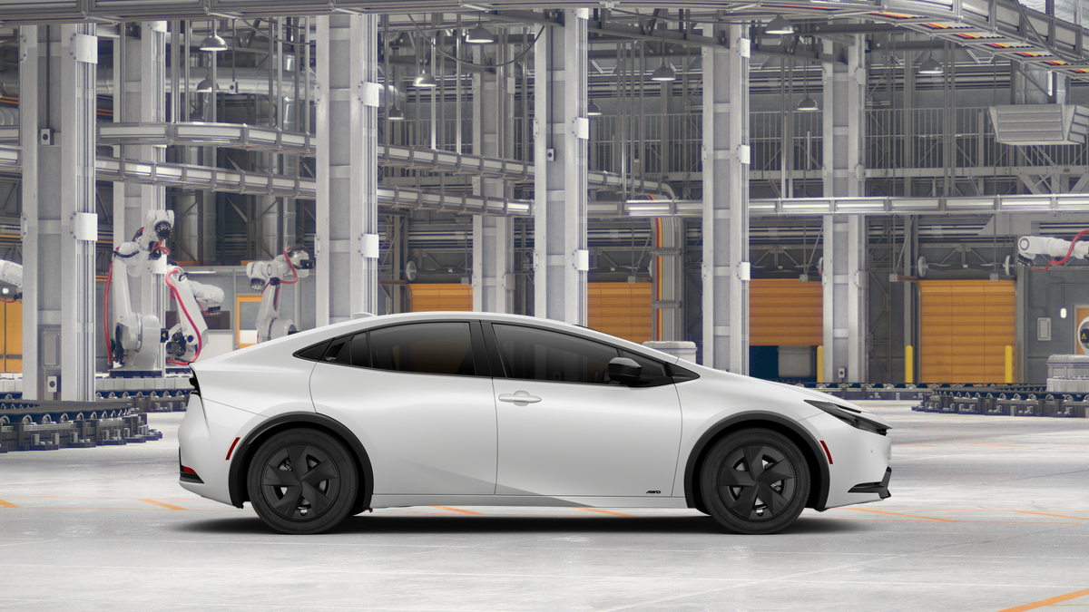 2027 Toyota Prius LE AWD