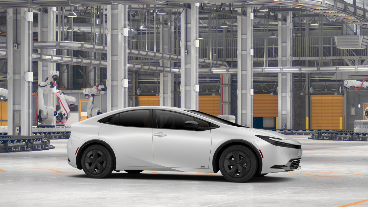 2027 Toyota Prius LE AWD
