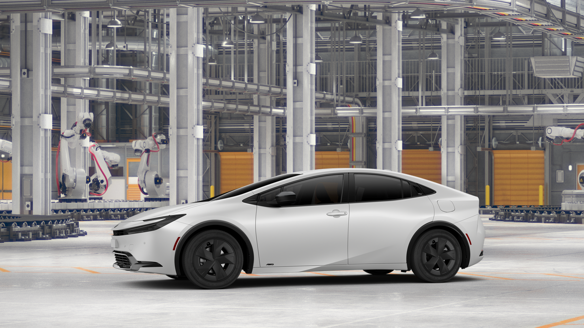 2027 Toyota Prius LE AWD