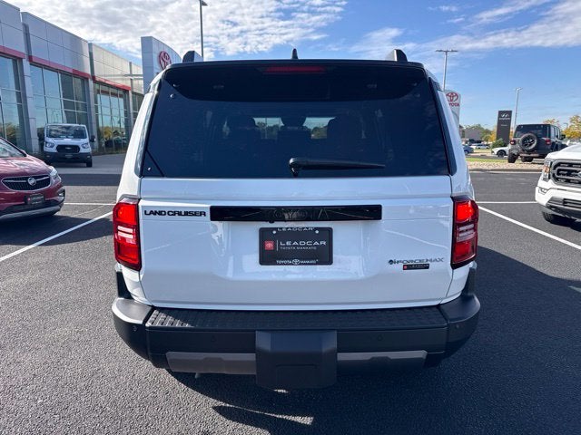 2027 Toyota Land Cruiser Base