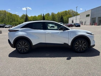 2026 Toyota C-HR XSE