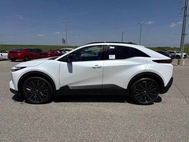 2026 Toyota C-HR XSE