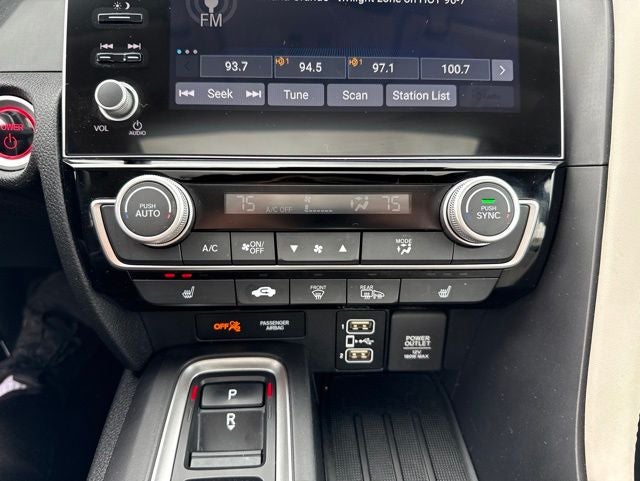2022 Honda Insight Touring