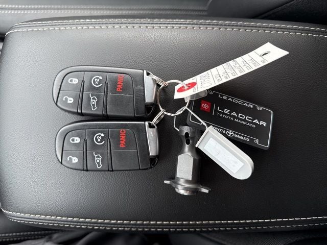 2021 Jeep Grand Cherokee 80th Anniversary Edition