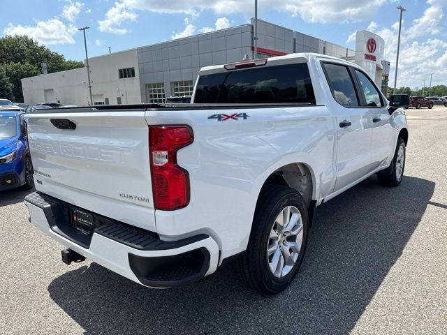2022 Chevrolet Silverado 1500 Custom