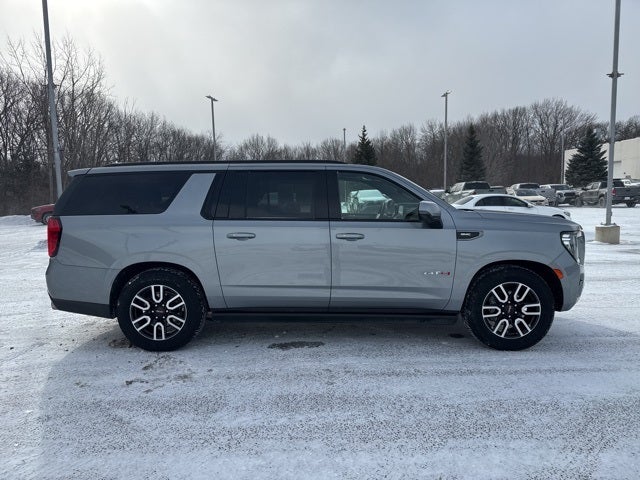 2024 GMC Yukon XL AT4