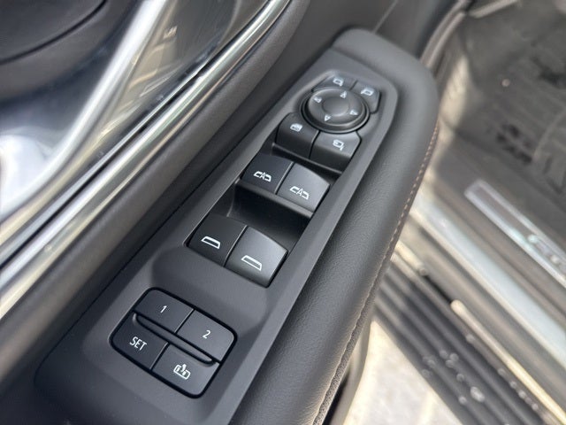 2024 GMC Yukon XL AT4