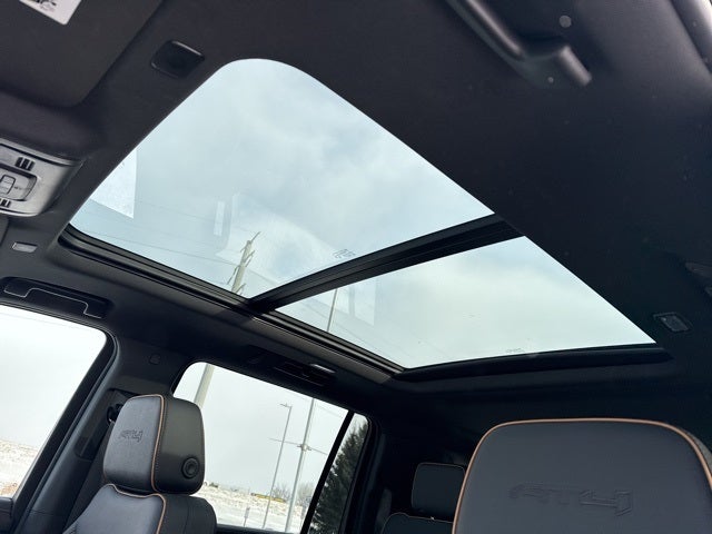 2024 GMC Yukon XL AT4