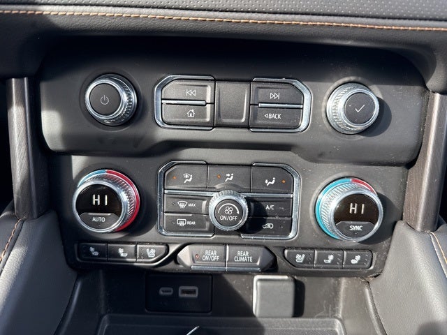 2024 GMC Yukon XL AT4