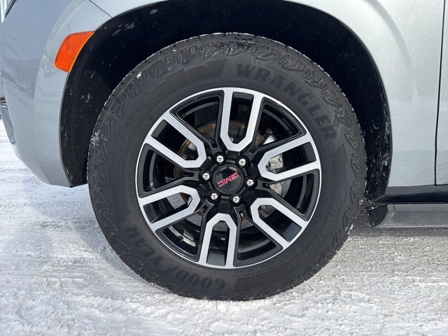 2024 GMC Yukon XL AT4