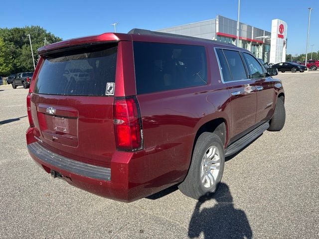 2017 Chevrolet Suburban LT