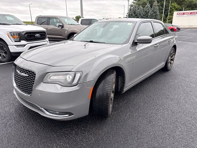 2019 Chrysler 300 S