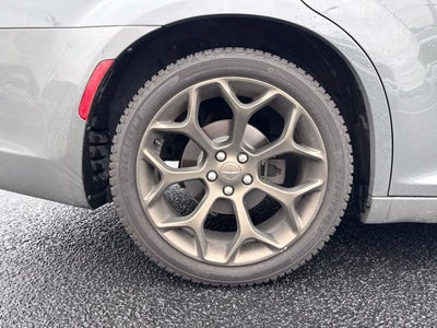 2019 Chrysler 300 S