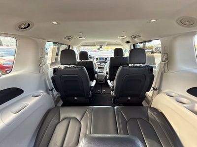 2020 Chrysler Pacifica Touring L