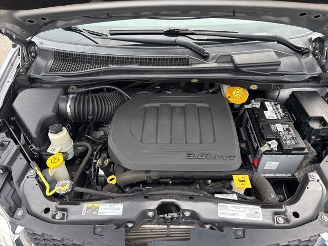 Used 2019 Dodge Grand Caravan SXT with VIN 2C4RDGCG6KR630403 for sale in Mankato, Minnesota