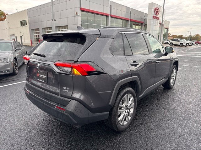 2025 Toyota RAV4 XLE Premium