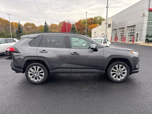 2025 Toyota RAV4 XLE Premium