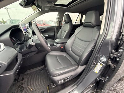 2025 Toyota RAV4 XLE Premium
