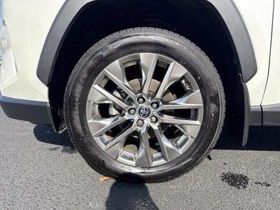 2021 Toyota RAV4 XLE Premium