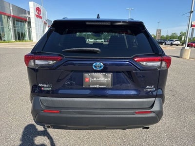 2020 Toyota RAV4 Hybrid XLE