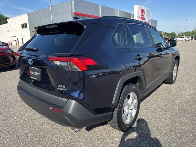 2020 Toyota RAV4 Hybrid XLE
