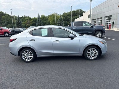 2017 Toyota Yaris iA Base