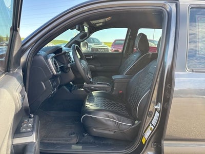 2023 Toyota Tacoma TRD Sport V6