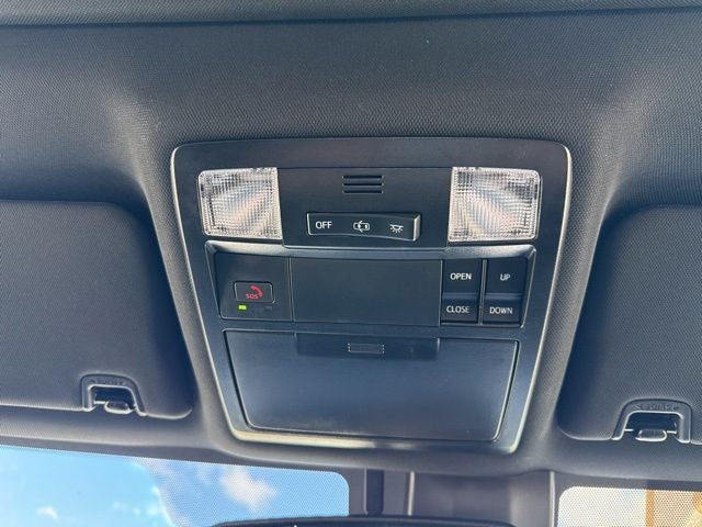 2023 Toyota Tacoma Limited V6