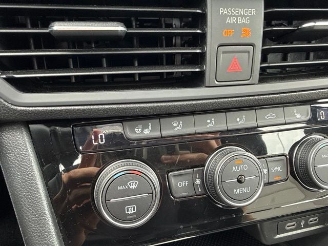 2021 Volkswagen Jetta R-Line