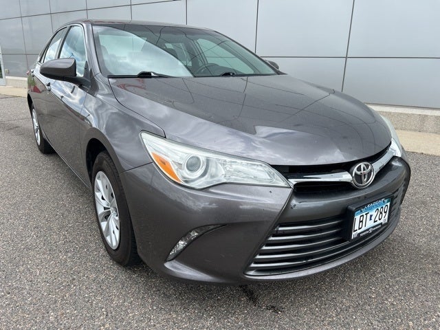 Used 2016 Toyota Camry LE with VIN 4T1BF1FK7GU587012 for sale in Mankato, Minnesota