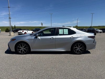 2024 Toyota Camry SE
