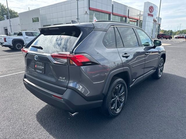 2022 Toyota RAV4 Hybrid XLE Premium