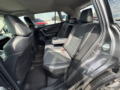 2022 Toyota RAV4 Hybrid XLE Premium