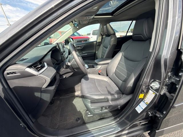 2022 Toyota RAV4 Hybrid XLE Premium