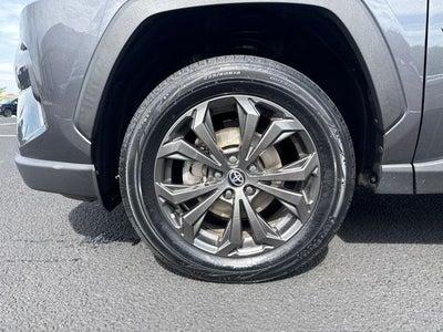 2022 Toyota RAV4 Hybrid XLE Premium