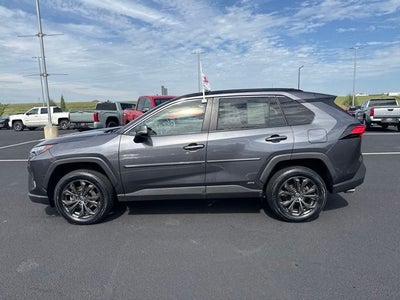 2022 Toyota RAV4 Hybrid XLE Premium