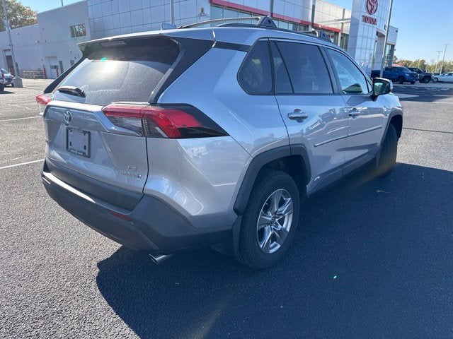 2024 Toyota RAV4 Hybrid LE