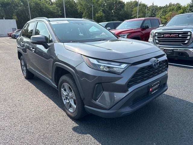 2022 Toyota RAV4 Hybrid XLE