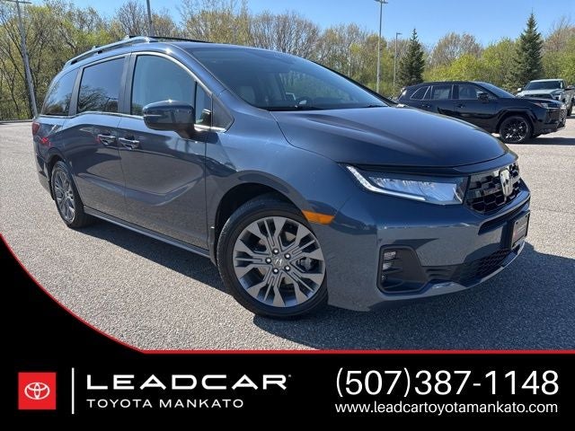 2025 Honda Odyssey Touring's photo
